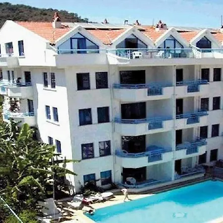 Highlife Μαρμαρίς