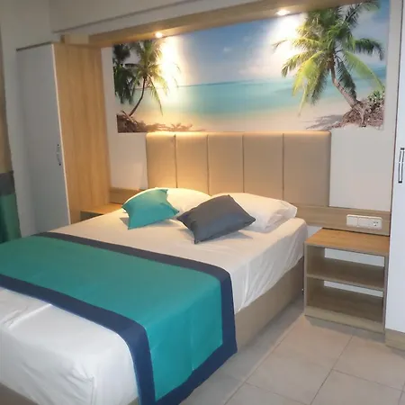 Highlife Apartmanhotel 3*