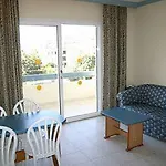 Highlife Aparthotel