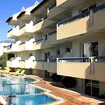 Highlife Aparthotel 3*