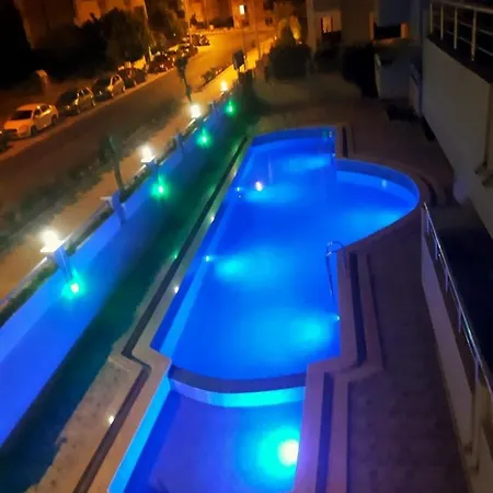 Highlife Ξενοδοχείο με διαμερίσματα 3*