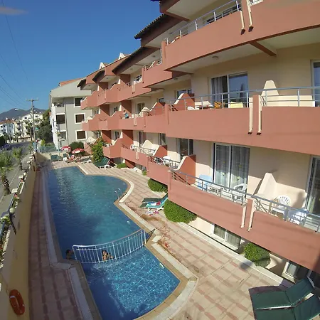 Ξενοδοχείο με διαμερίσματα Highlife 3*